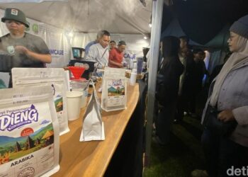 Hangatnya Kopi Aneka Rasa Jadi Buruan Pengunjung Dieng Culture Festival